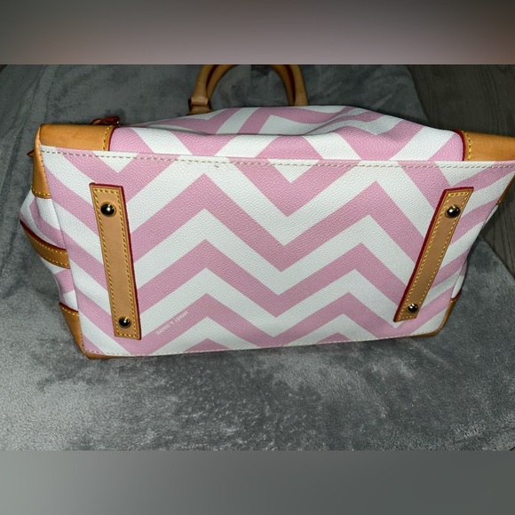 Dooney & Bourke Pink and White Chevron Bag With Red Interior purse - Picture 9 of 16
